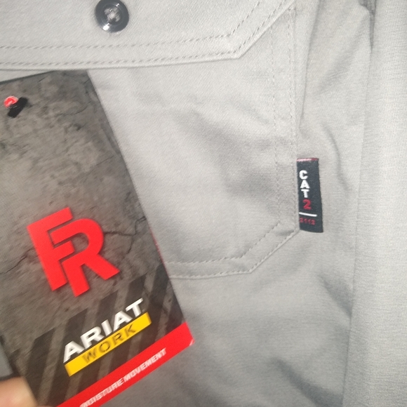 Ariat FR Solid Gray L/S Work Shirt Silver Fox CAT2 ARC Men's Size Small … - Picture 7 of 10